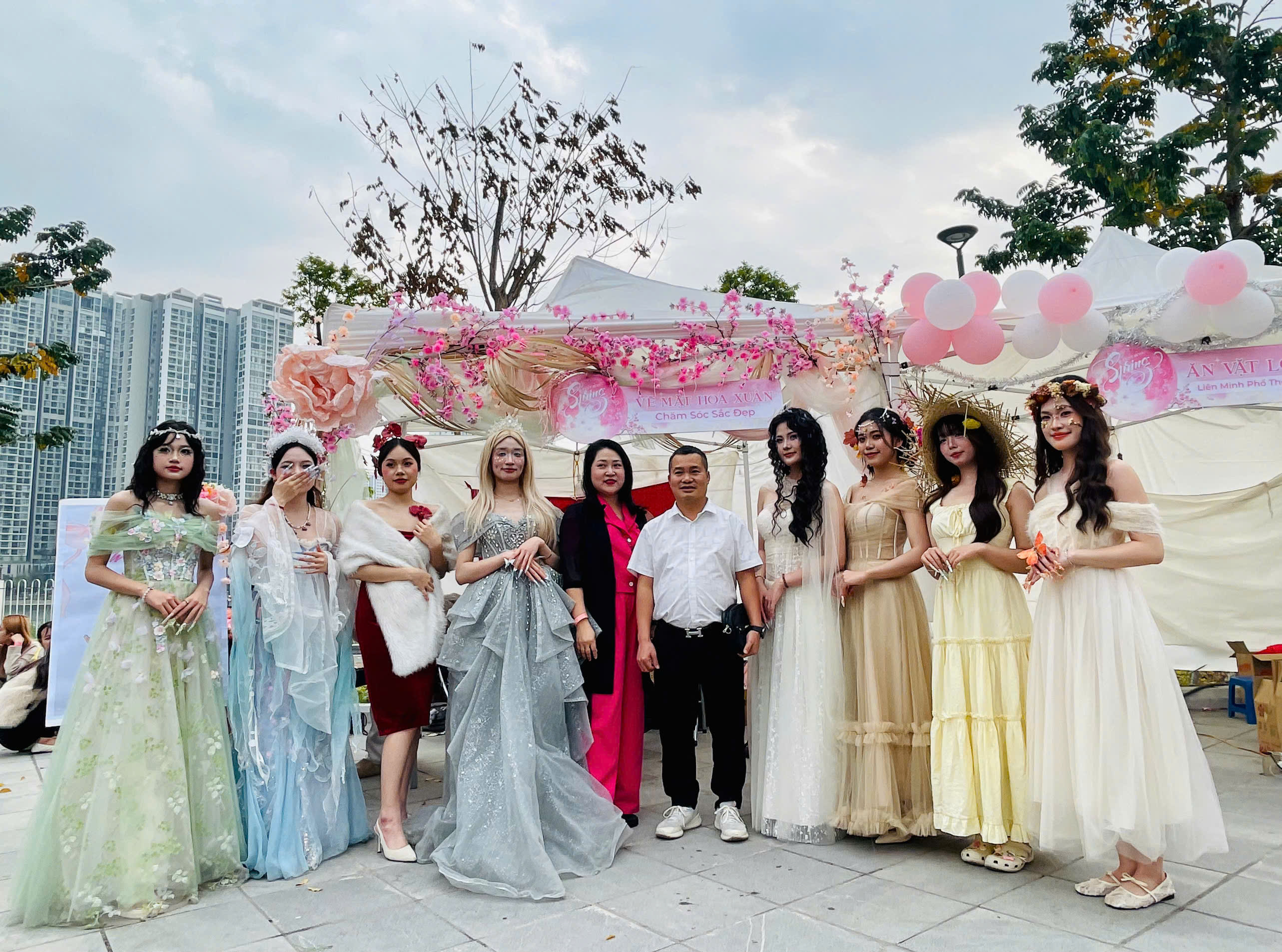 TÂM ĐỨC THAM DỰ CÙNG TRƯỜNG CAO ĐẲNG VIỆT MỸ TRONG CHƯƠNG TRÌNH HỘI CHỢ TẾT 